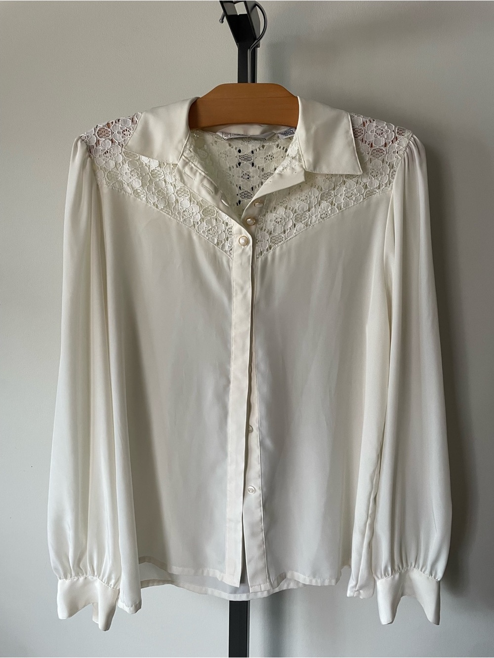 80s Vintage Antonella White Lace Illusion Blouse Pearl Button Pleated Blouse